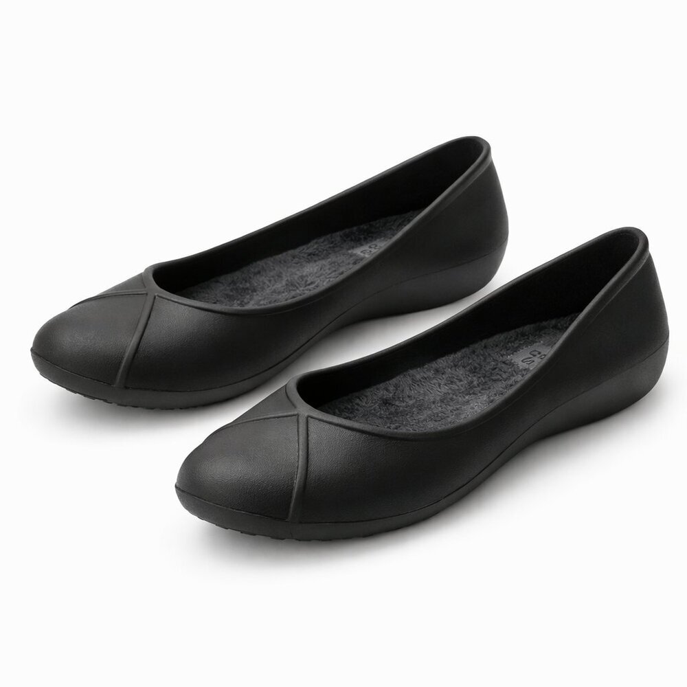 Crocs Black Ballet Flats W7 Fleece Lined Comfort Slip On Cozy Minimalist Chic